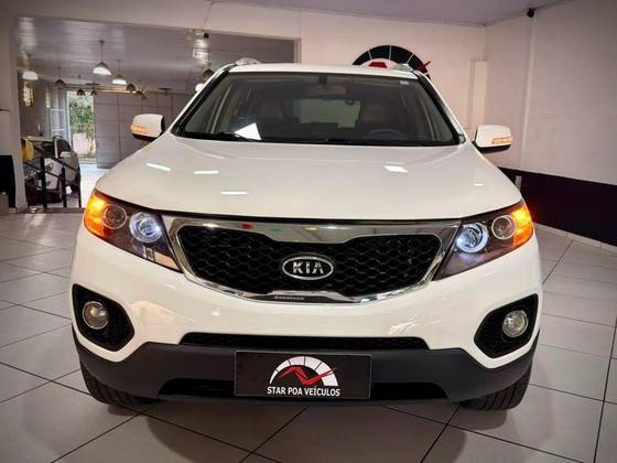 KIA SORENTO 2.4 16V GASOLINA EX AUTOMÁTICO KIA SORENTO 2.4 16V GASOLINA EX AUTOMÁTICO